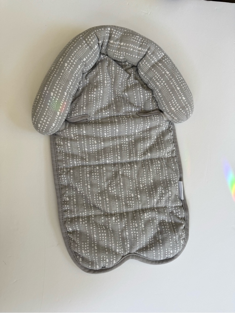 Munchkin Brica Xtra Guard Antimicrobial Head Support & Strap Cover
